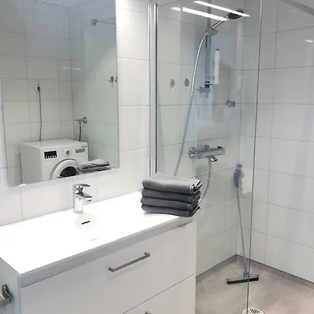 Soda - Karlsro, 24 H Check In * Narpio