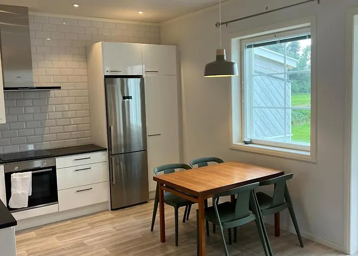 Soda - Karlsro, 24 H Check In *